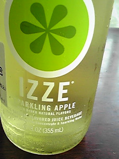 IZZEƂ